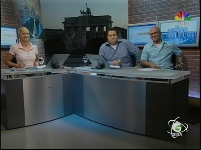 at_gigareal050801_15.jpg