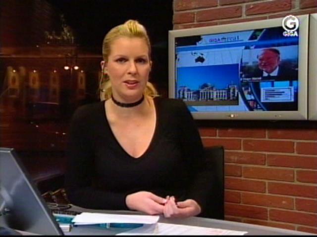 at_gigareal051103_44.jpg