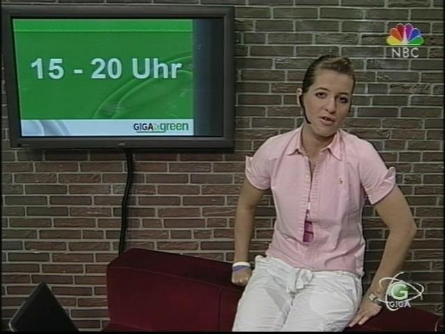 aj_giga050831_02.jpg