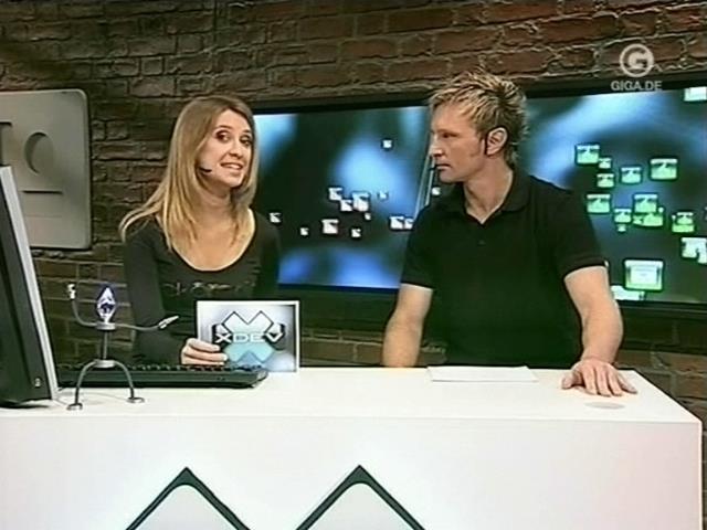 ci_xdev_071102_07.jpg