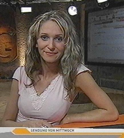 ez_gigagames_021003_04.jpg